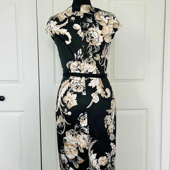 WHBM | Floral Dress - Picture 2 of 4